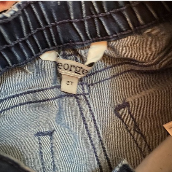 2T Short Bundle - Picture 2 of 3